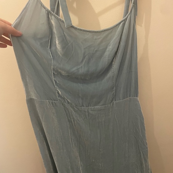 Reformation Minna Blue Velvet Mini Dress Size 12, only worn once! - Picture 10 of 10